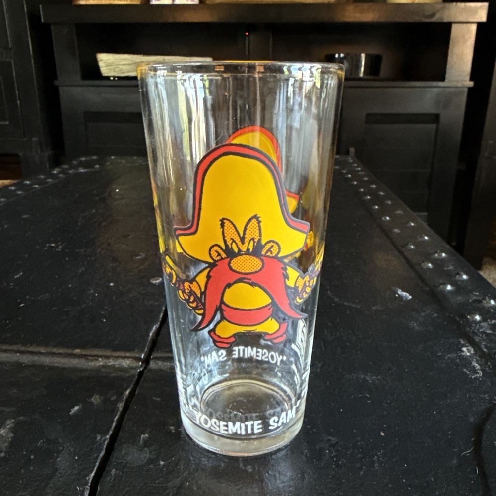 Vintage 1973 Yosemite Sam Pepsi Collector Series Warner Bros Drinking Glass